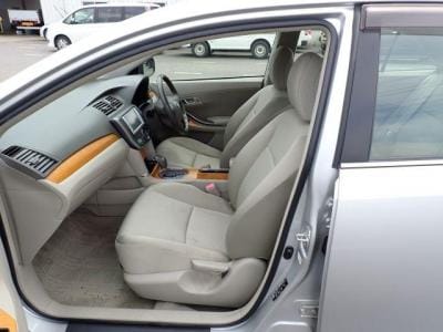 TOYOTA PREMIO thumbnail 9