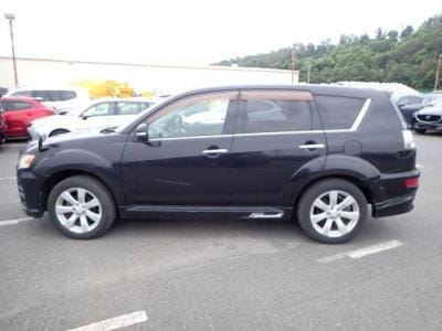 MITSUBISHI OUTLANDER 7 SEATS thumbnail 6
