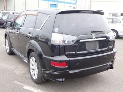 MITSUBISHI OUTLANDER 7 SEATS thumbnail 4