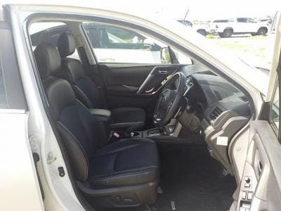 SUBARU FORESTER thumbnail 10